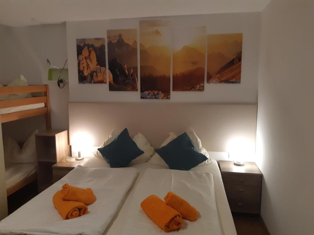 Gasthof Klug Zum Ehrensepp Modriach Ngoại thất bức ảnh