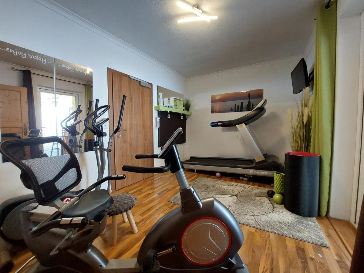 Gasthof Klug Zum Ehrensepp Modriach Ngoại thất bức ảnh